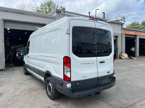 2017 Ford Transit-250 Base