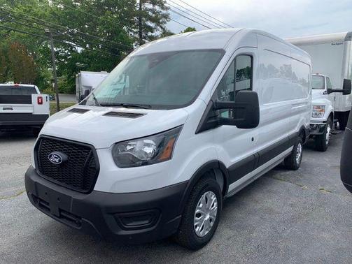 OXFORD WHITE 2026 Ford Transit-250 Base
