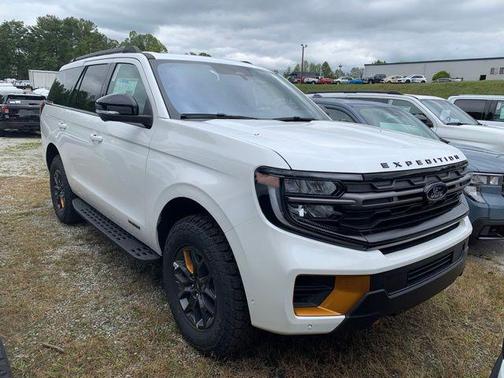 2025 Ford Expedition Tremor
