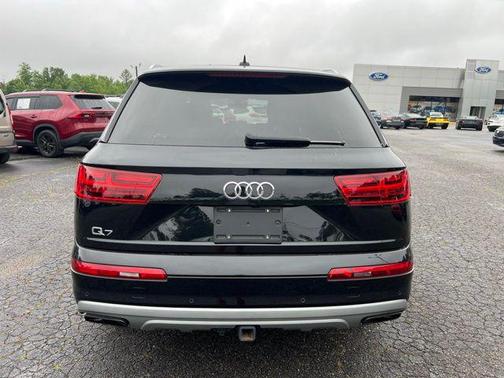 2019 Audi Q7 55 Prestige