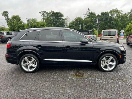 2019 Audi Q7 55 Prestige
