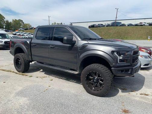 2020 Ford F-150 Raptor