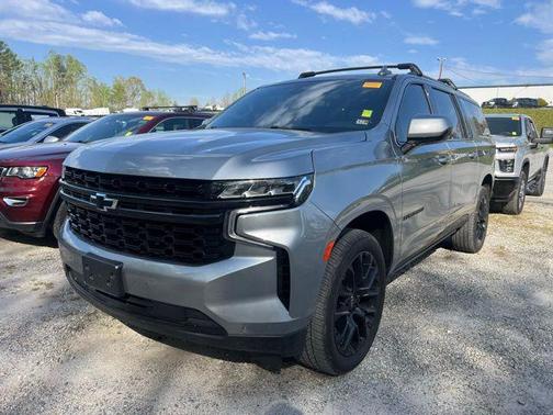 2023 Chevrolet Suburban LS