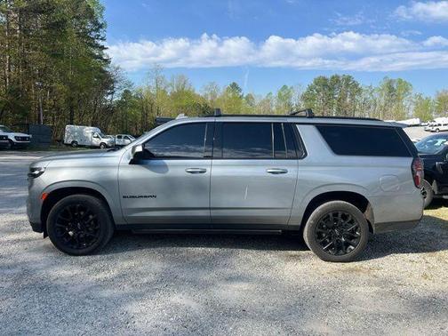2023 Chevrolet Suburban LS