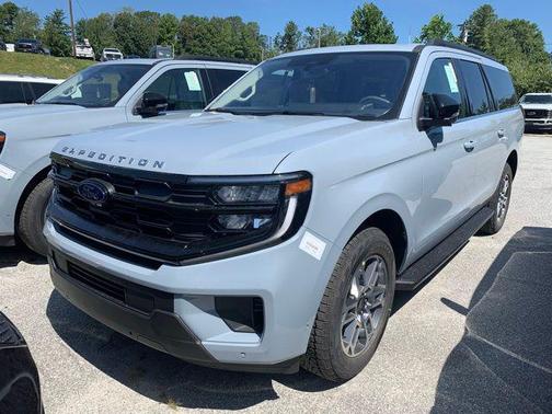 2025 Ford Expedition Max Active 4x4