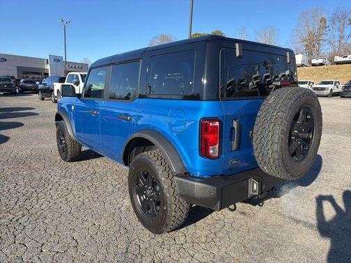 VELOCITY BLUE METALLIC 2025 Ford Bronco Big Bend