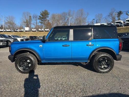 VELOCITY BLUE METALLIC 2025 Ford Bronco Big Bend