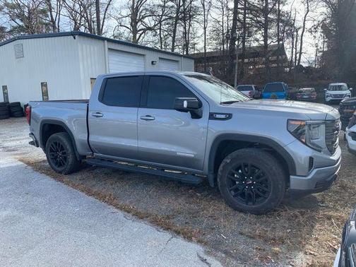2023 GMC Sierra 1500 Elevation