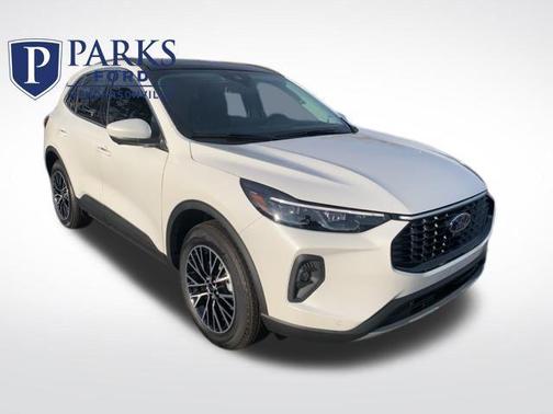 2026 Ford Escape PHEV SE