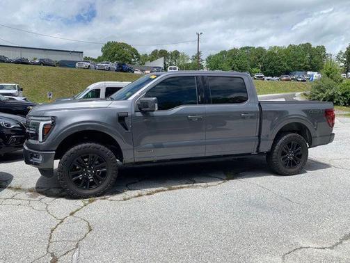 CARBONIZED GRAY METALLIC 2024 Ford F-150 Platinum