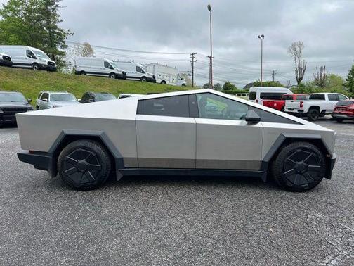 2024 Tesla Cybertruck All-Wheel Drive