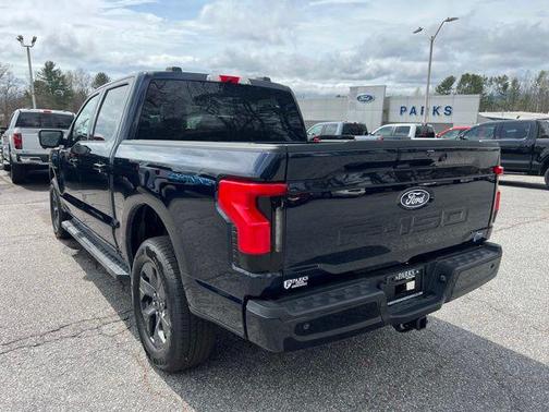 2025 Ford F-150 Lightning Flash