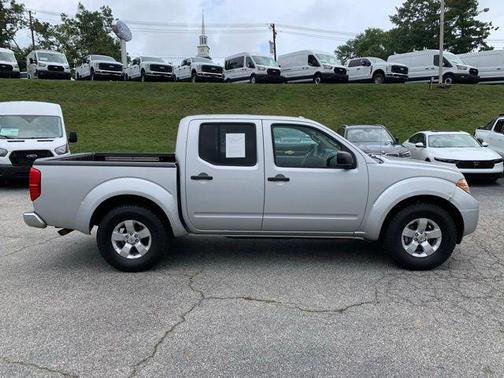 2013 Nissan Frontier SV
