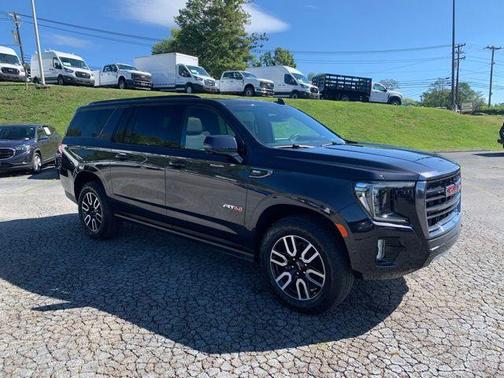 2024 GMC Yukon XL 4WD AT4