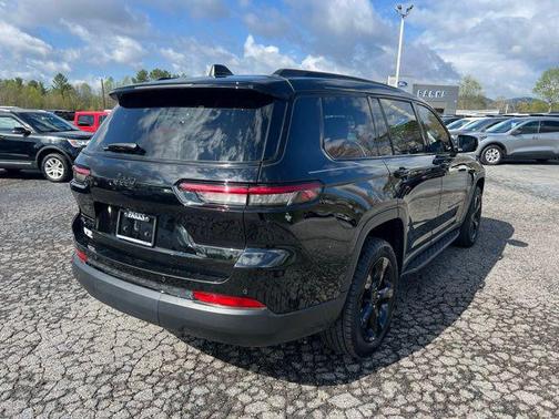 2021 Jeep Grand Cherokee L Altitude