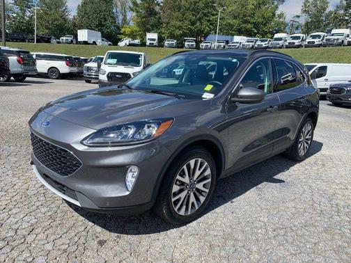 2022 Ford Escape Titanium