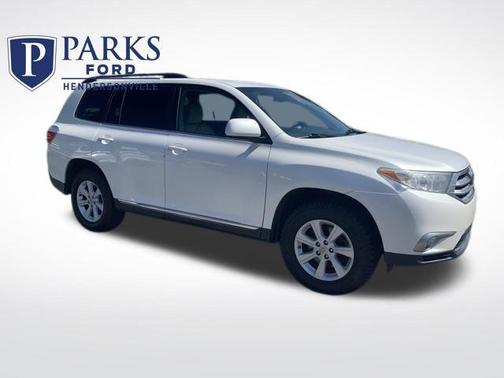 2013 Toyota Highlander SE