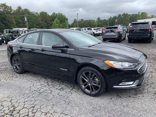 2018 Ford Fusion Hybrid SE