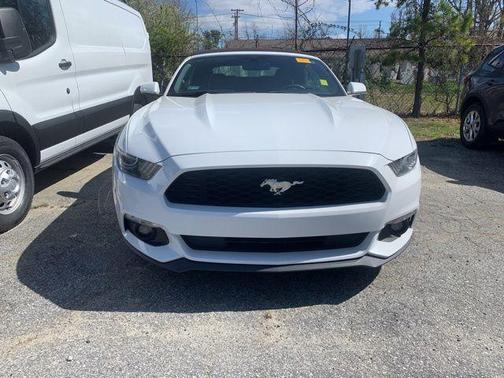 2015 Ford Mustang V6
