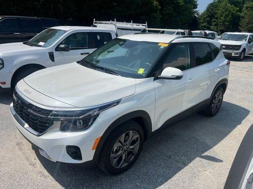 2024 Kia Seltos S
