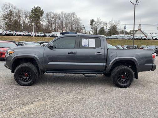 2022 Toyota Tacoma TRD Sport