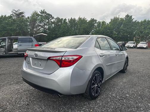 2015 Toyota Corolla S Plus