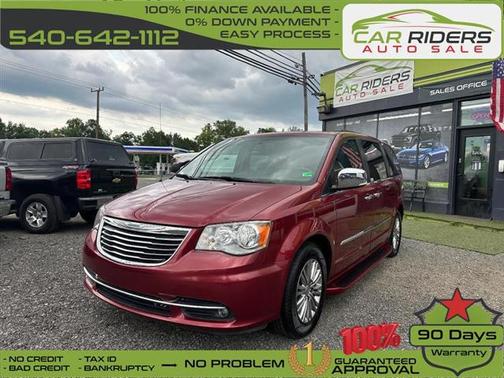 2016 Chrysler Town & Country Touring-L