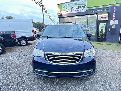 2015 Chrysler Town & Country Touring