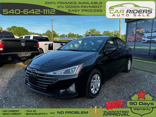 2019 Hyundai ELANTRA SE