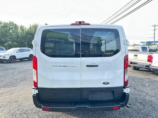 2015 Ford Transit-250 Base