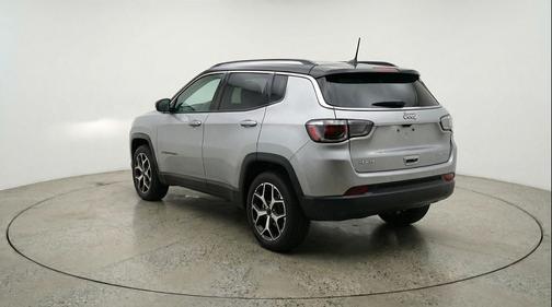 Silver Zynith Metallic Clearcoat 2025 Jeep Compass Limited