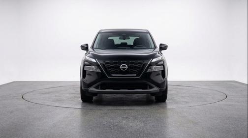 Super Black 2025 Nissan Rogue SV
