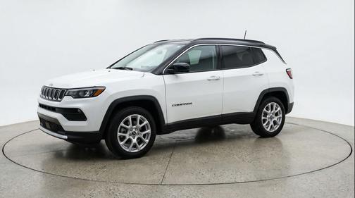 Bright White Clearcoat 2025 Jeep Compass Limited