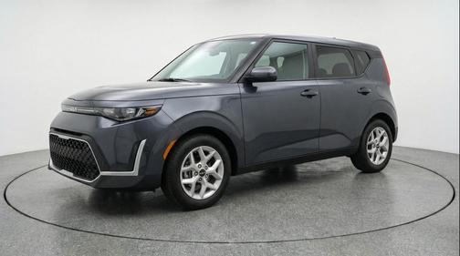 Gravity Gray 2025 Kia Soul LX