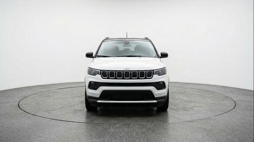 Bright White Clearcoat 2025 Jeep Compass Limited