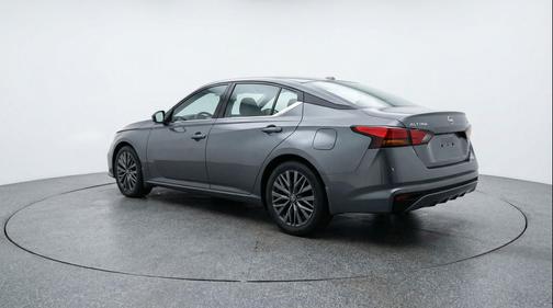 Gun Metallic 2025 Nissan Altima SV FWD