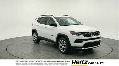 Bright White Clearcoat 2025 Jeep Compass Latitude