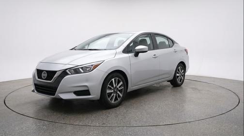 Brilliant Silver Metallic 2025 Nissan Versa 1.6 SV