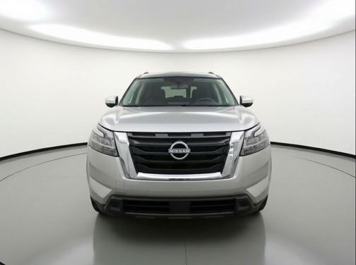 Brilliant Silver Metallic 2025 Nissan Pathfinder SV 4WD