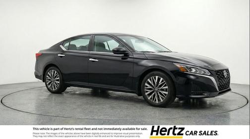Super Black 2025 Nissan Altima SV FWD