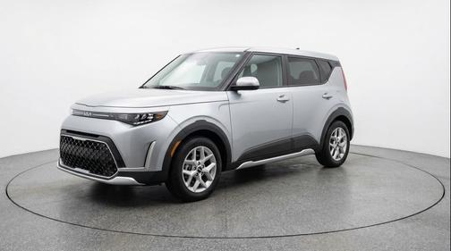 Gravity Gray 2025 Kia Soul LX
