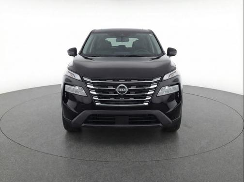 Super Black 2025 Nissan Rogue SV