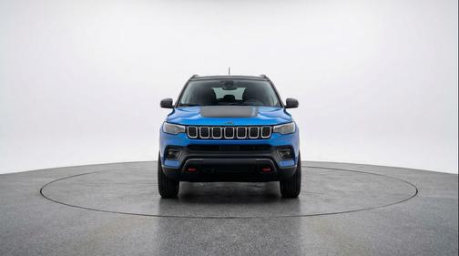 Hydro Blue Pearlcoat 2025 Jeep Compass Trailhawk