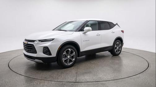 Summit White 2025 Chevrolet Blazer 2LT