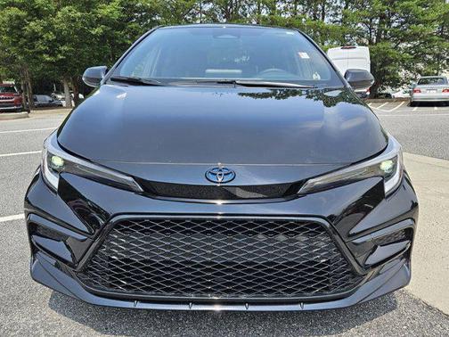 2024 Toyota Corolla Hybrid SE