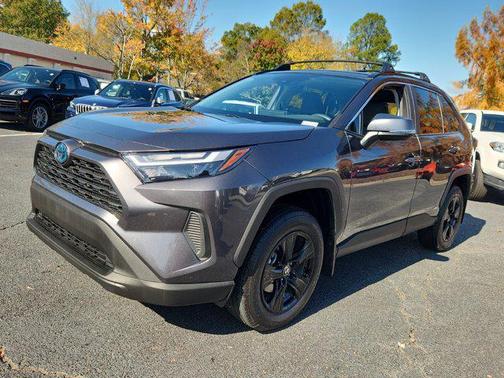 2024 Toyota RAV4 Hybrid XLE