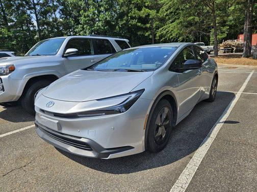 2024 Toyota Prius LE