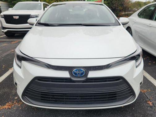 2024 Toyota Corolla Hybrid LE