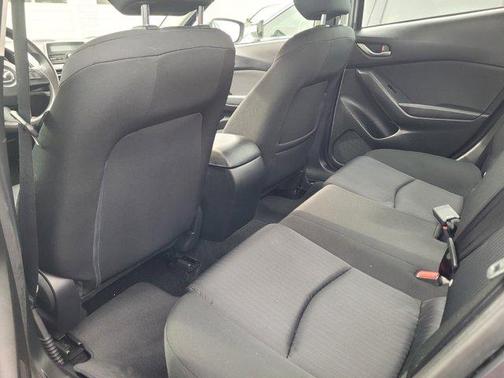 2014 Mazda Mazda3 i Sport