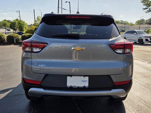 Sterling Gray Metallic 2023 Chevrolet Trailblazer LT